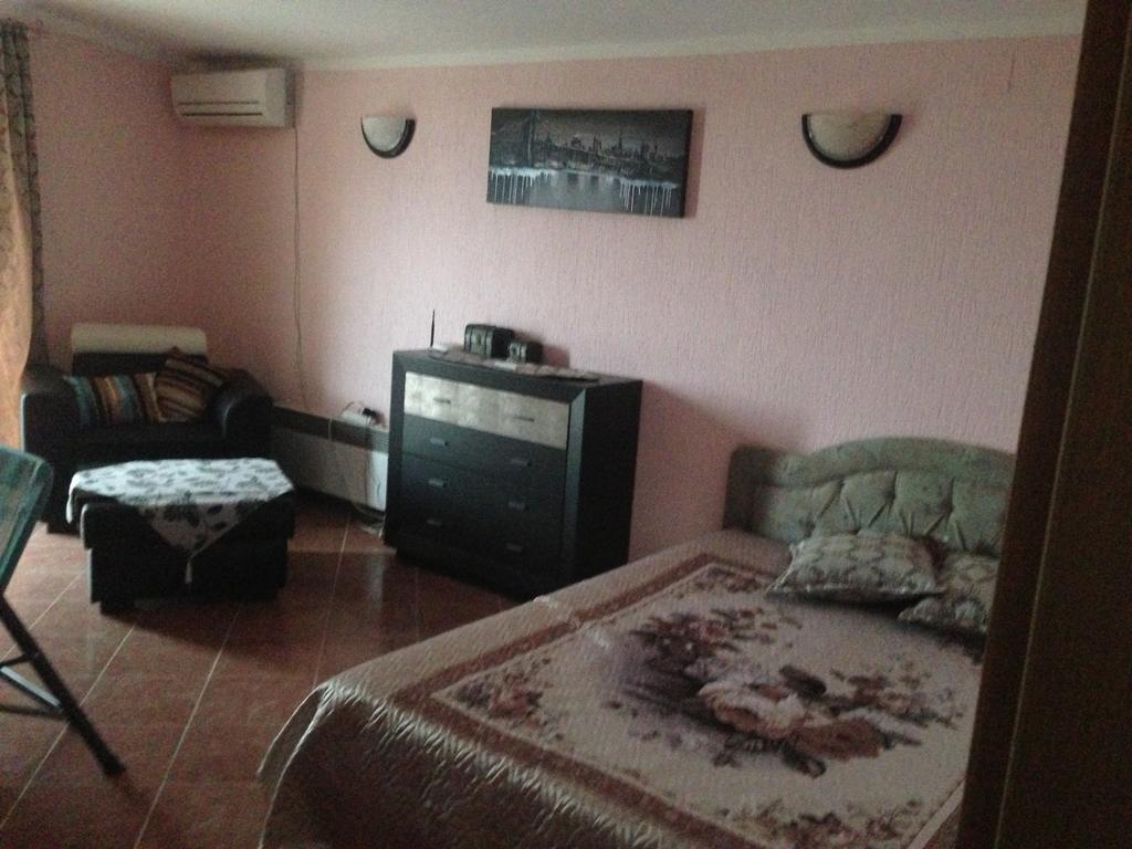 Apartments Svetlana Utjeha Ngoại thất bức ảnh