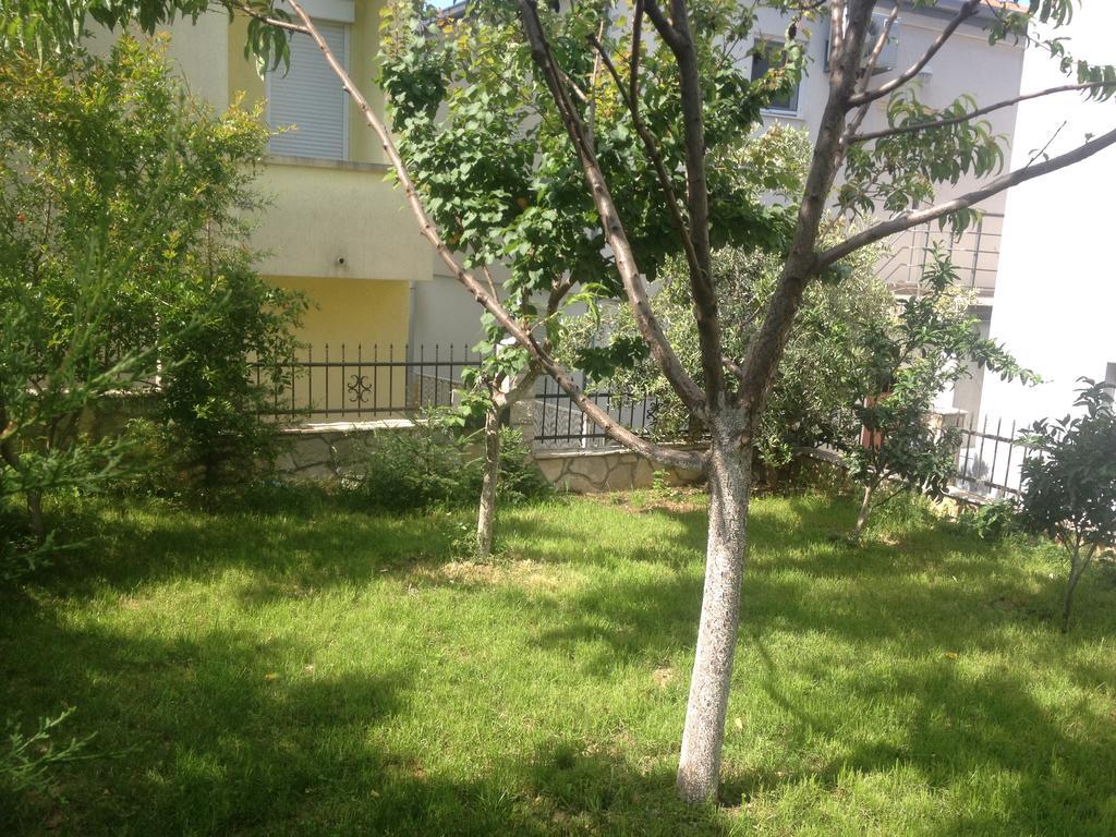 Apartments Svetlana Utjeha Ngoại thất bức ảnh